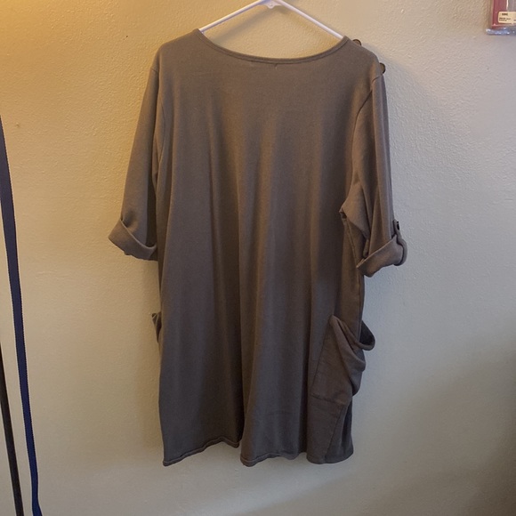 Plus size army green soft tunic - Picture 5 of 5